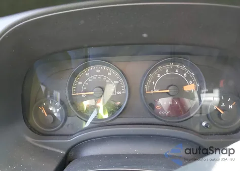 2015 Jeep Compass Sport z USA, uszkodzony, nr VIN 1C4NJCBA0FD209105